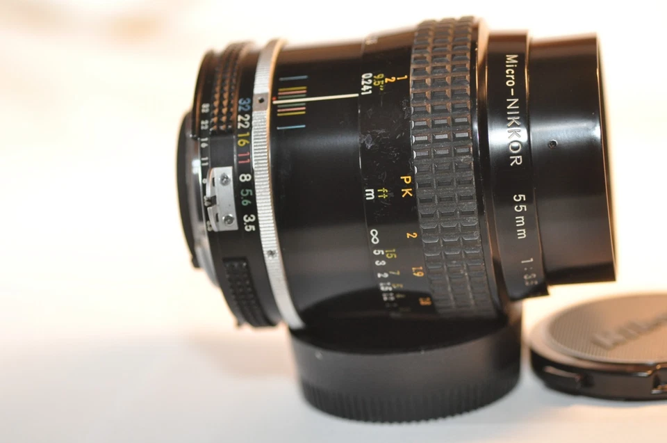 Nikon Micro Nikkor 55mm F/3.5 AI PRIME MACRO lens NICE for F2 FA FM2 F3 FE F5 DF - Image 3 of 4