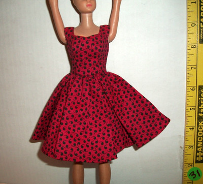 HANDMADE RETRO 60S ERA STYLE DRESS CLOTHES FITS 1/6 DOLL  A31 NICE!