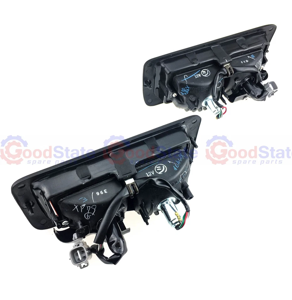 Genuine LandCruiser LJ77 LJ73 LJ70 KZJ77 RH & LH Rear Bumper Tail Light Lamp - Image 2 of 4