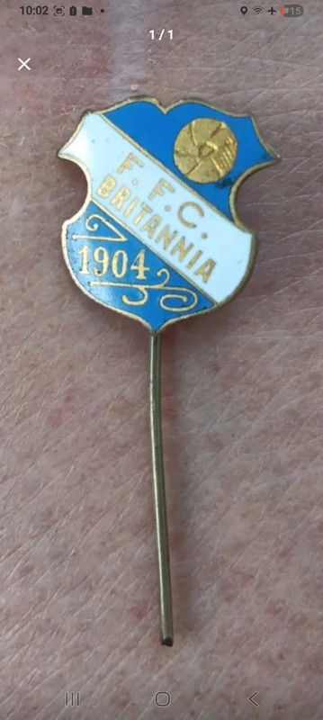 F.F.C. Britannia 1904 Enamel Football Club Stick Pin Badge Sport Theme
