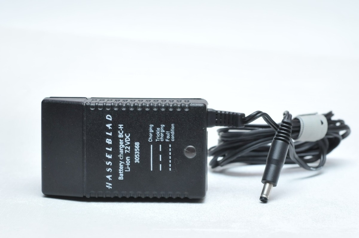 ハッセルブラッド バッテリー充電ハブ