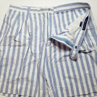 white nautica shorts
