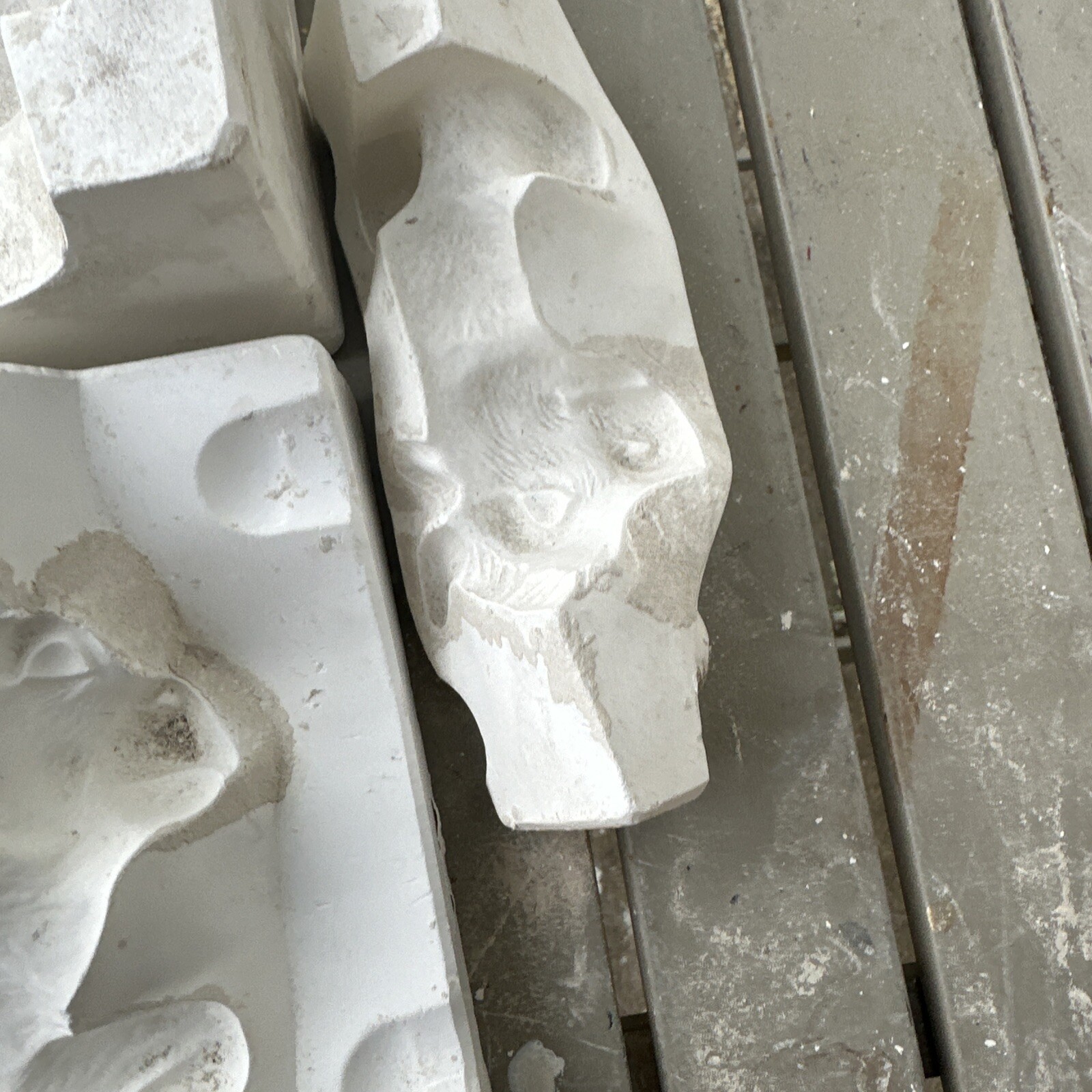 1983 Alberta's Ceramic Slip Casting Mold A358W Animal Falak Tayyeb Platinum Government