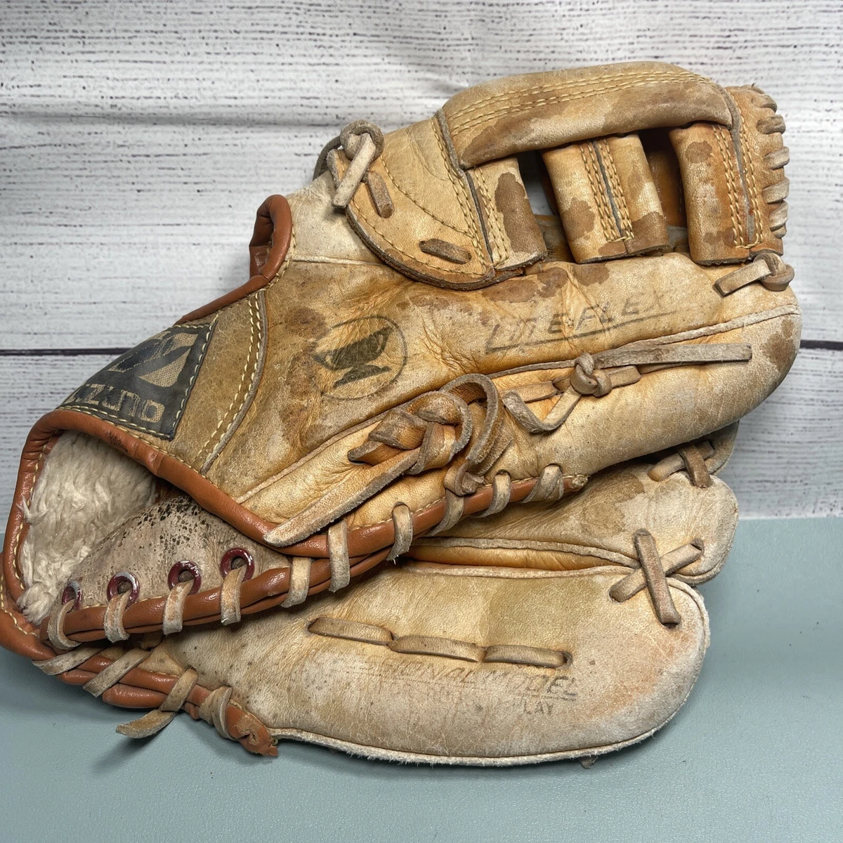 Mizuno montaña sale