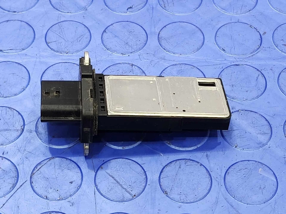 Air Flow Meter Nissan Fits Altima Maxima Titan 350Z Cube Genuine OEM 226807S00A - Image 4 of 4