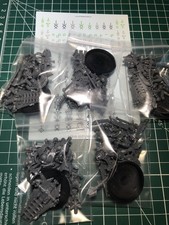 Warhammer 40.000 40k Necrons Triarch Praetori...