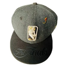 Cleveland Cavaliers Collecting and Fan Guide 39