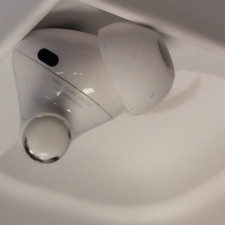 Apple AirPods 1st Gen Left AirPod Only A1722 A2084