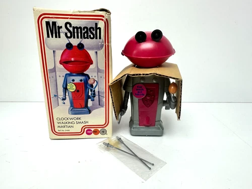 Vintage Marx Mr Smash Martian Robot clockwork windup toy Hong Kong 1970's WORKS