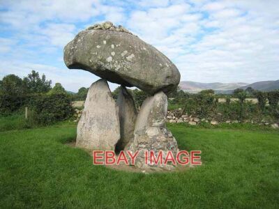 PHOTO  PROLEEK DOLMEN THIS IS ONE OF THE MOST IMPRESSIVE PORTAL TOMBS TO BE FOUN