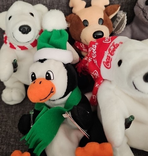 20+ Coca-Cola Christmas Plush Polar Bear Penguin Seal Walrus Ornaments 1996-1999 - Picture 6 of 10