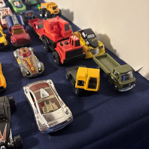 Hot Wheels, Matchbox & More Lot 50+ Diecast Cars - Picture 7 of 23