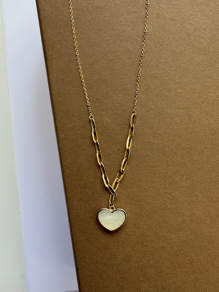 Collar colgante corazón madreperla oro 14K (9 pulgadas de largo) Foto 2 de 4