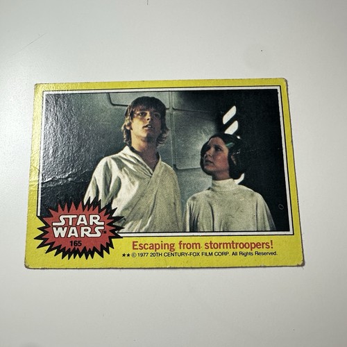 1977 Topps Star Wars #165 Escaping from stormtroopers! — Raw