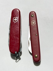 Lot of 2 Victorinox Swiss Army knives - Super Tinker - Gardner