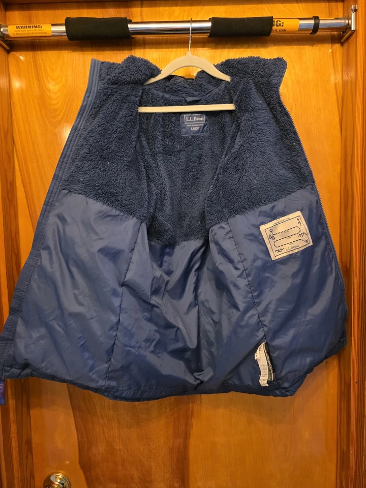 Abrigo de invierno de plumón para niños LL BEAN. Longitud 3/4. Talla L6X7. Usado.  Foto 4 de 4