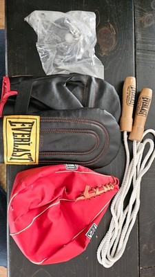 Vintage Everlast Training Kit (1980s-1990s) - Speed Bag, Mount, Mitts, Jump Rope