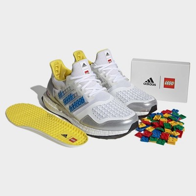 Adidas Ultraboost DNA x LEGO Herren Sneaker Trainer Weiß/Gelb Primeknit FY7690