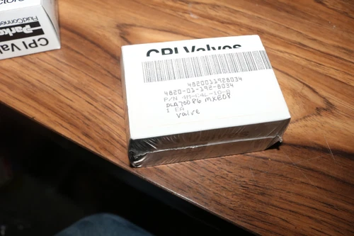 NOS Parker CPI hydraulic check valve 4M-C4L-10-B 2 x 1/4 NPT Brass 3000 PSI