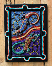 Wandrelief Gecko Relief Holzrelief Geckos Dotpaint Handarbeit Eidechse Wand Deko