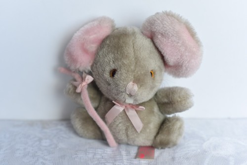 6" Vintage Russ Berrie Plush Stuffed Gray/Pink BITZI Mouse Weighted (AA)