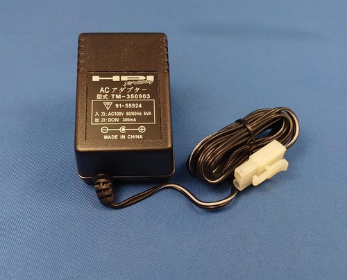 (HPI TM-350903)AC Charger Tamiya Plug Input: AC100 50/60HZ 6VA Output: DC9V300mA - Picture 1 of 2