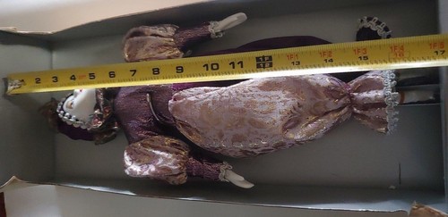 17" Pierrot Porcelana PAYASO ARLEQUÍN BUFÓN Mardi Gras Muñeca Vestimenta Soporte Caja - Imagen 10 de 12