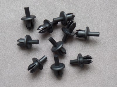 10x SPREIZNIETE BEFESTIGUNG RADLAUF STOßSTANGE CLIPS FÜR AUDI BMW OPEL FORD VW