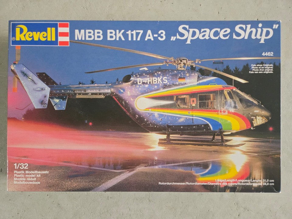 Revell No. 4462 MB BK117 A-3 "Space Ship" 1:32