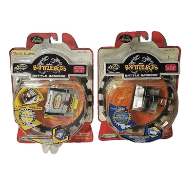 Set of 2  2001 Road Champs BATTLE BOTS Battle Bashers Atomic Wedgie/Vlad Impaler