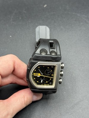 Oakley Fuse Box Stainless Steel/Yellow & Black Watch 26-302 