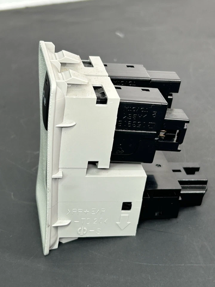 LEXUS ES350 2008 maletero tapa de gas ayuda de estacionamiento interruptor de pantalla trasera controles moldura gris OEM Foto 2 de 4