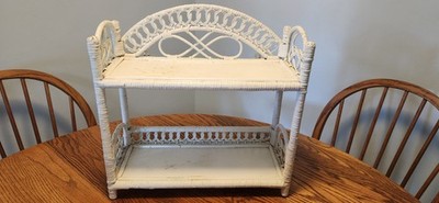 Vintage Shabby Cottage White Wicker Ornate Wall Table Shelf Display