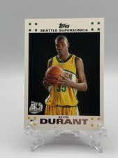 Kevin Durant 2007-08 Topps White Variant Rookie Card # 2 Of 14. rookie card picture