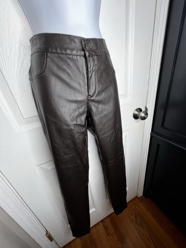 Abercrombie & Fitch AF Women’s 6 Dark Brown Vegan Leather Skinny Jeans Pant W 28 - Image 2 of 4