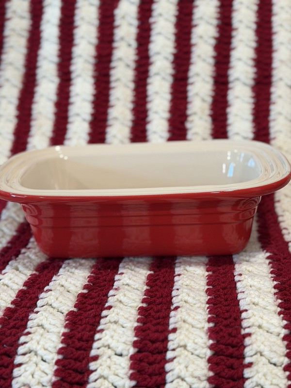 Le Creuset Red/Cream Rectangular Ceramic Baking Dish Oven Safe 500°F 14-30