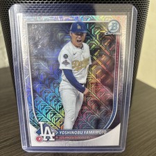 2025 Bowman Chrome - Yoshinobu Yamamoto #76 Mega Box Mojo Refractor