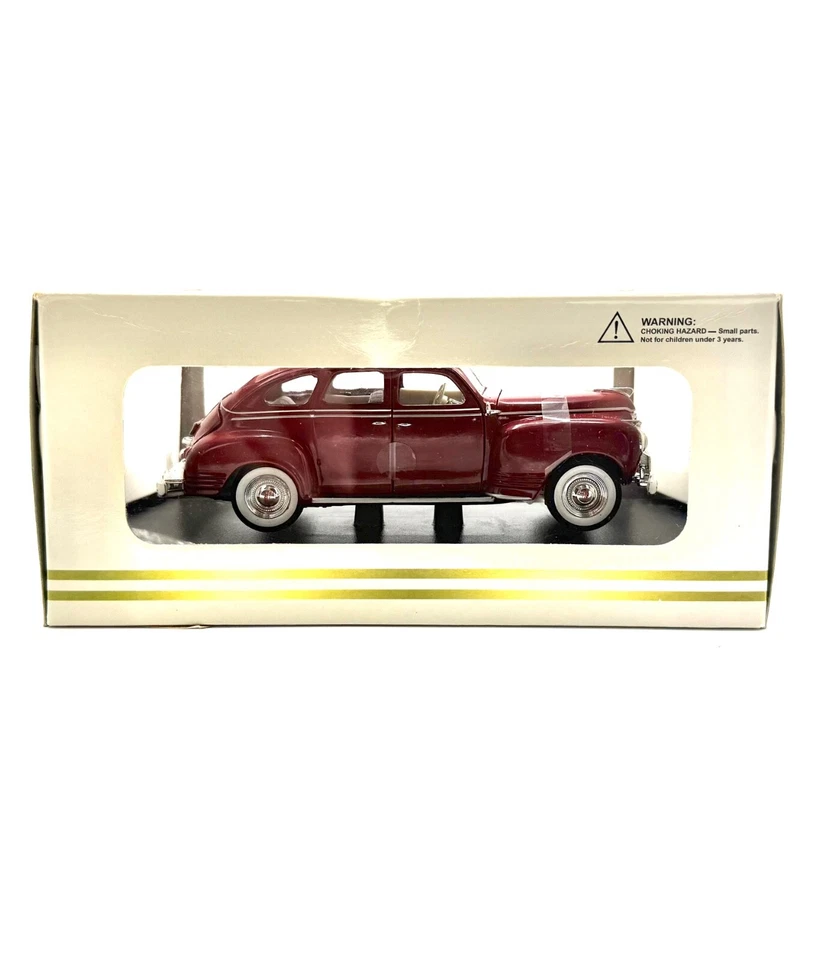 Signature Models 1:32 1941 Plymouth Die Cast In Original Box🌟 - Image 4 of 4