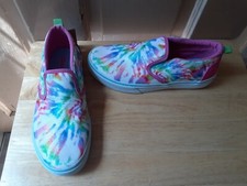 Skechers Youth Girls Slip On Sneakers Size 6 Youth NEW WITH TAGS