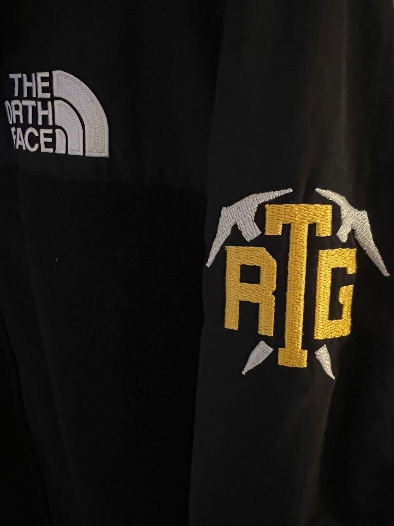 Supreme x North Face RTG Fleece Jacket Black Medium size Supreme x North Face RTG Fleece Jacket Black Medium size