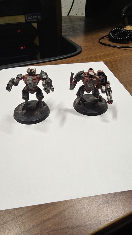 Warhammer Game Workshop 40k Tau Empire Crisis Suits 2 Unit lot miniature
