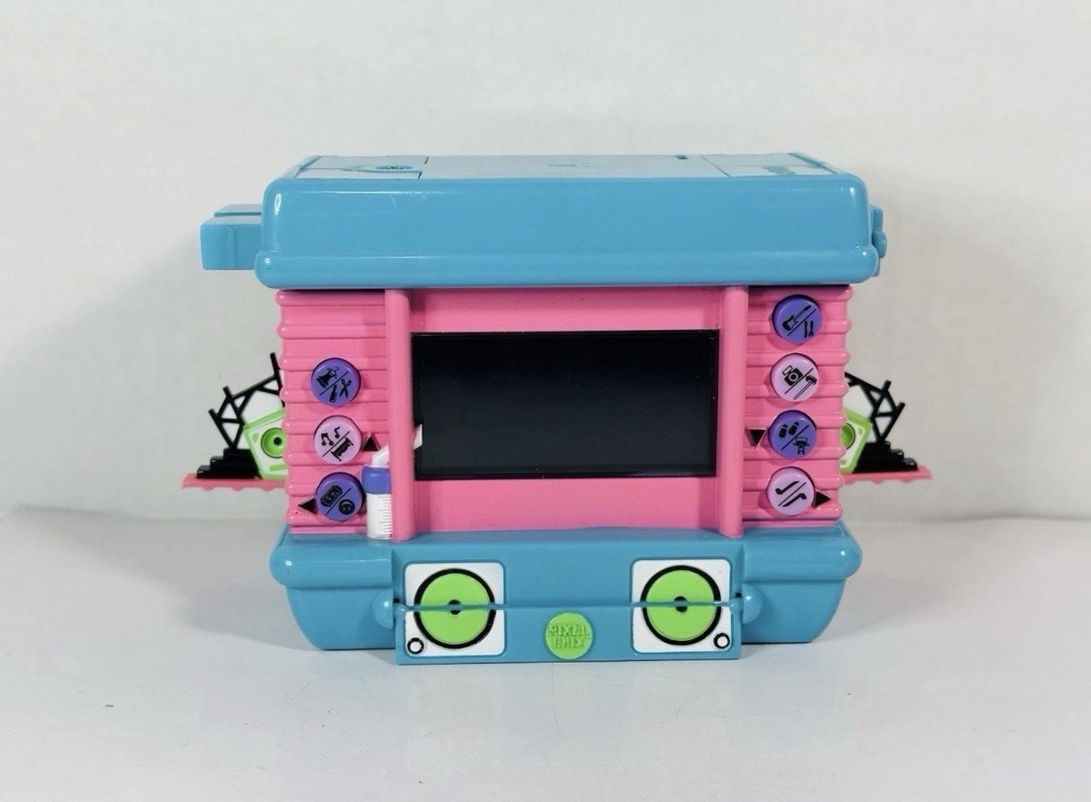 Pixel Chix - Jammin' Hamster House Digital Pet 2006 Y2K Mattel