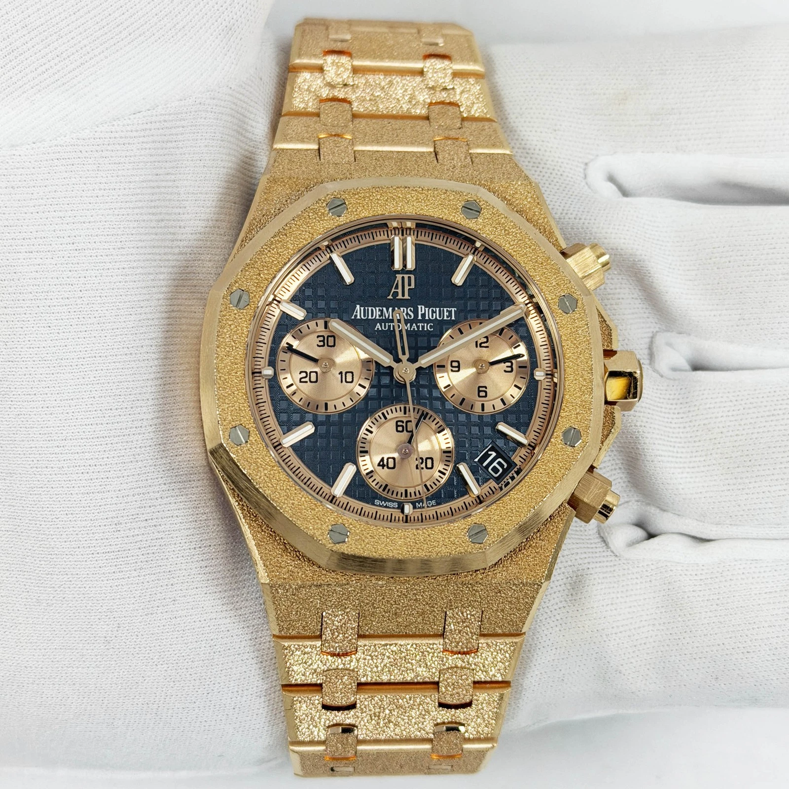 Audemars Piguet — Audemars Piguet Royal Oak Chronograph Frosted 26239OR 41MM Blue Dial Rose Gold