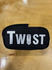 JoPo Grips Twist Tote