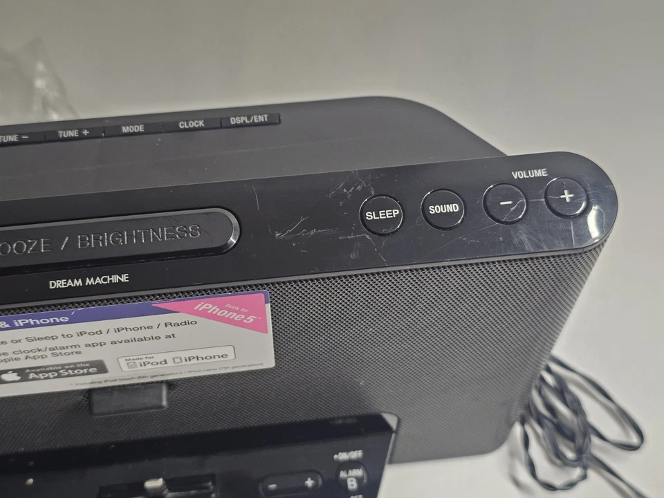 Sony ICF-DS15iPN iPhone iPod Dock FM Radio Alarm Clock Tested Working Remote - Image 4 of 4