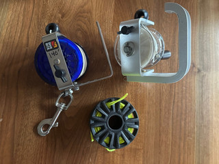 Lot of Dive Reels 1 Dive Rite 1 generic 1 spool all in good condition NR