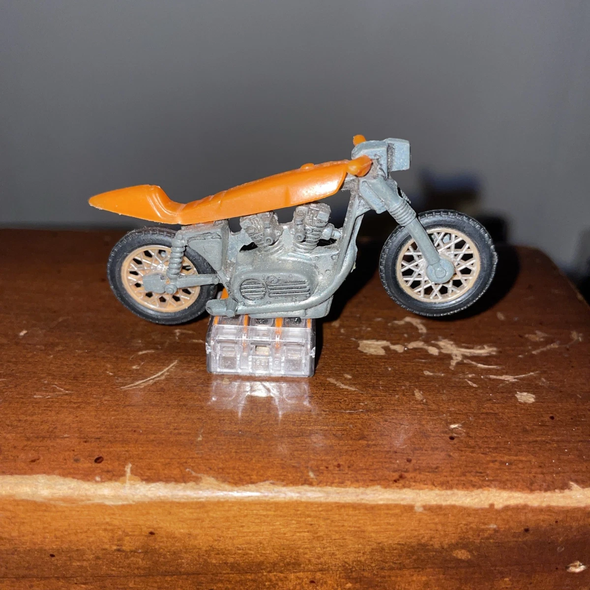 Hot Wheels Rrrumblers Orange Vintage Manufacture Diecast Cars