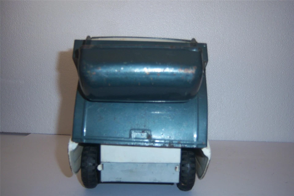 Structo Sanitation Dept Hydraulic Truck 1950's Working Old Toy Pr Steel 18" Long - Image 4 of 4