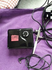 Cakecraft City  Airbrush Cake Decorating Kit Lightly Used GWO