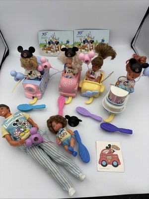 VTG Barbie Heart Family Disneyland Kids On Parade Train Dad Balloon Mickey Ears
